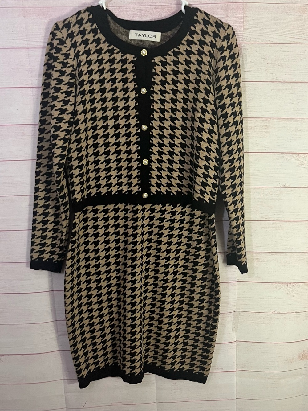 Taylor 2 Piece Houndstooth Cropped Cardigan Sweater Dress Set Medium
